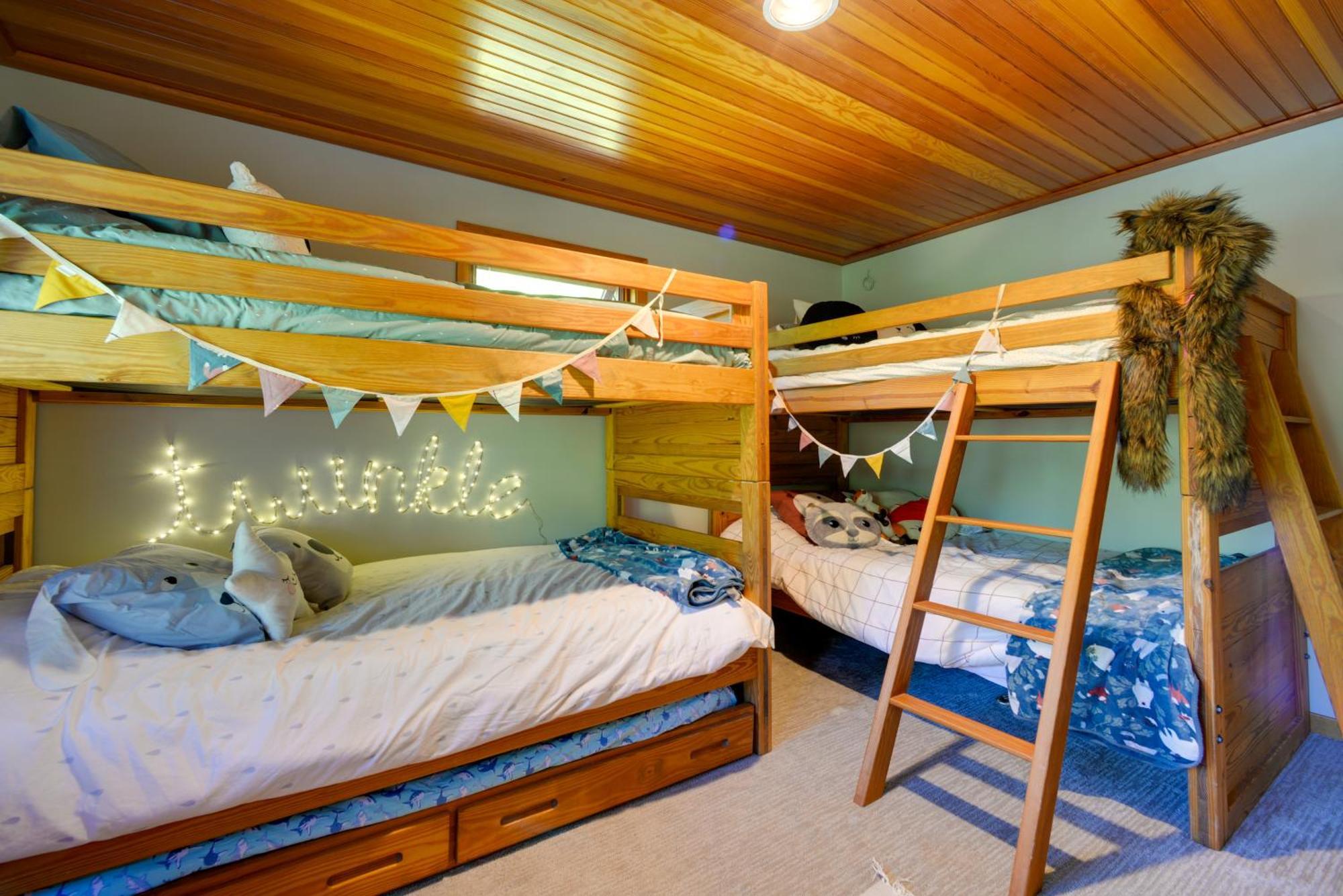 Wilmington Retreat With Deck, Lake Views And Game Room Ngoại thất bức ảnh