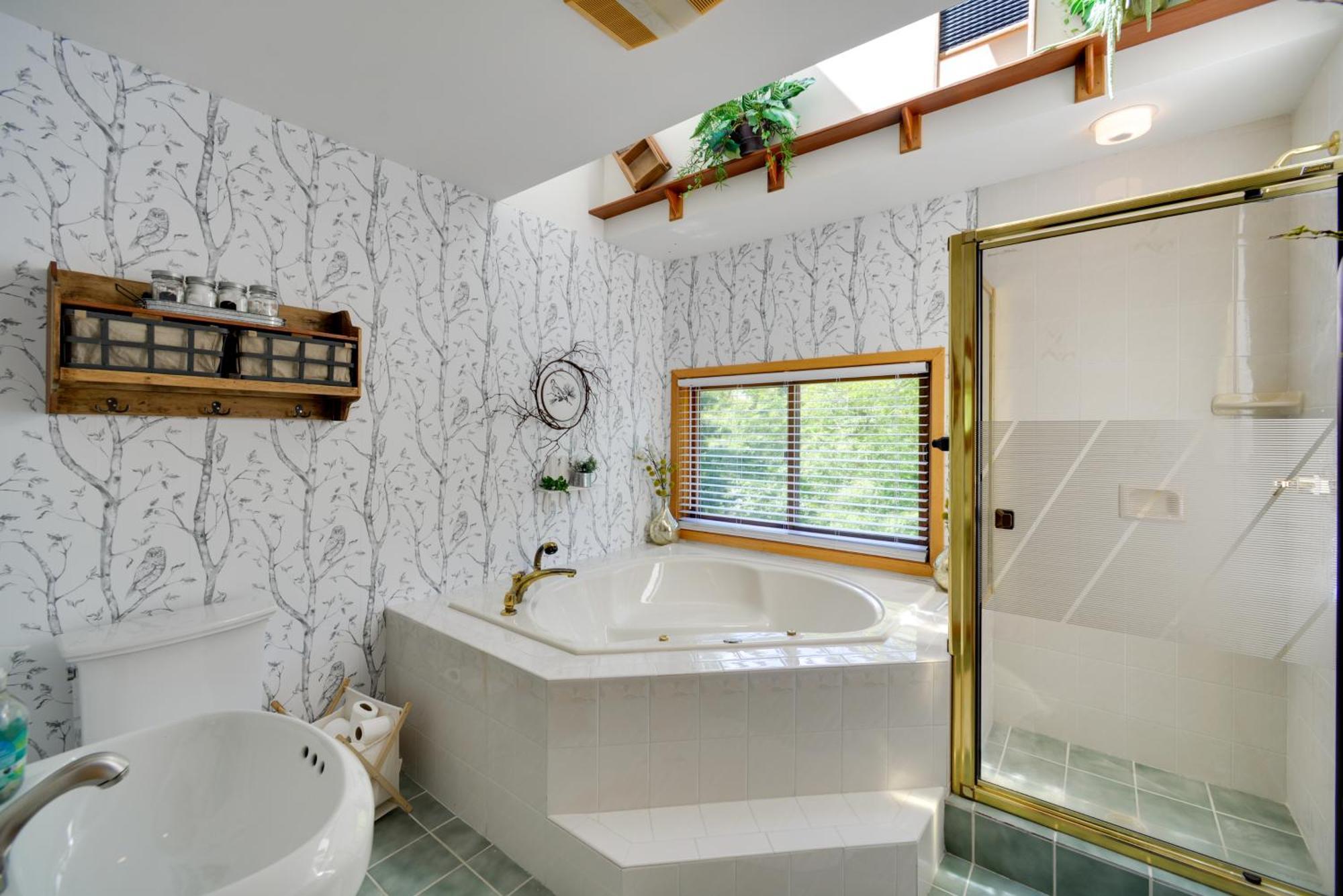 Wilmington Retreat With Deck, Lake Views And Game Room Ngoại thất bức ảnh