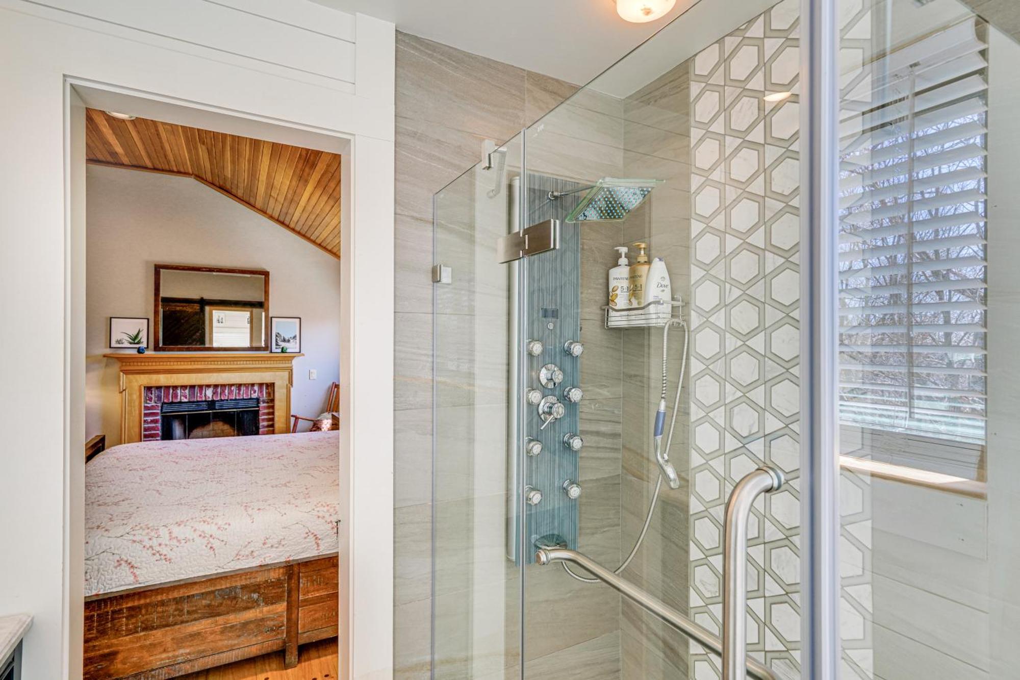 Wilmington Retreat With Deck, Lake Views And Game Room Ngoại thất bức ảnh