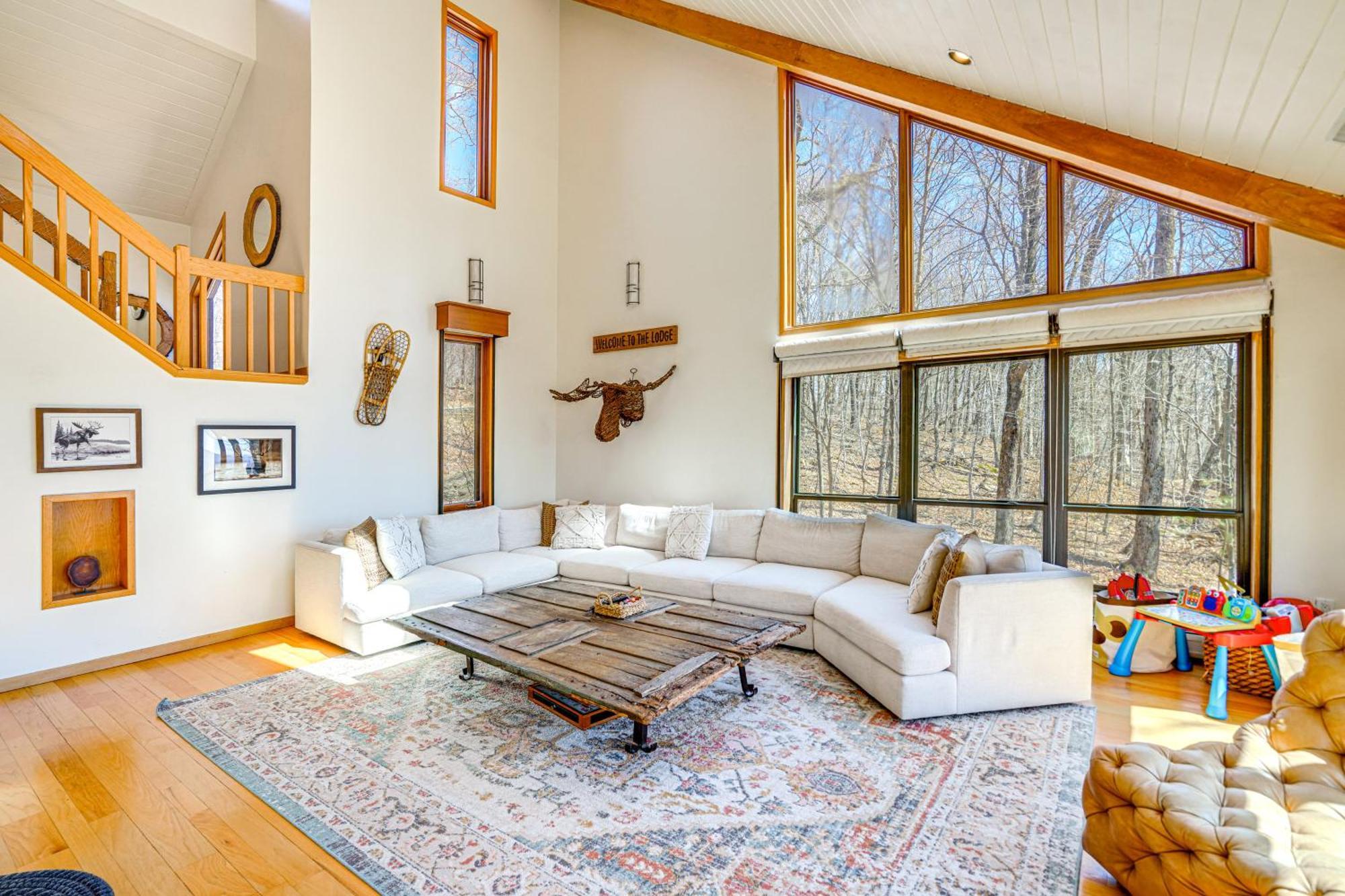 Wilmington Retreat With Deck, Lake Views And Game Room Ngoại thất bức ảnh