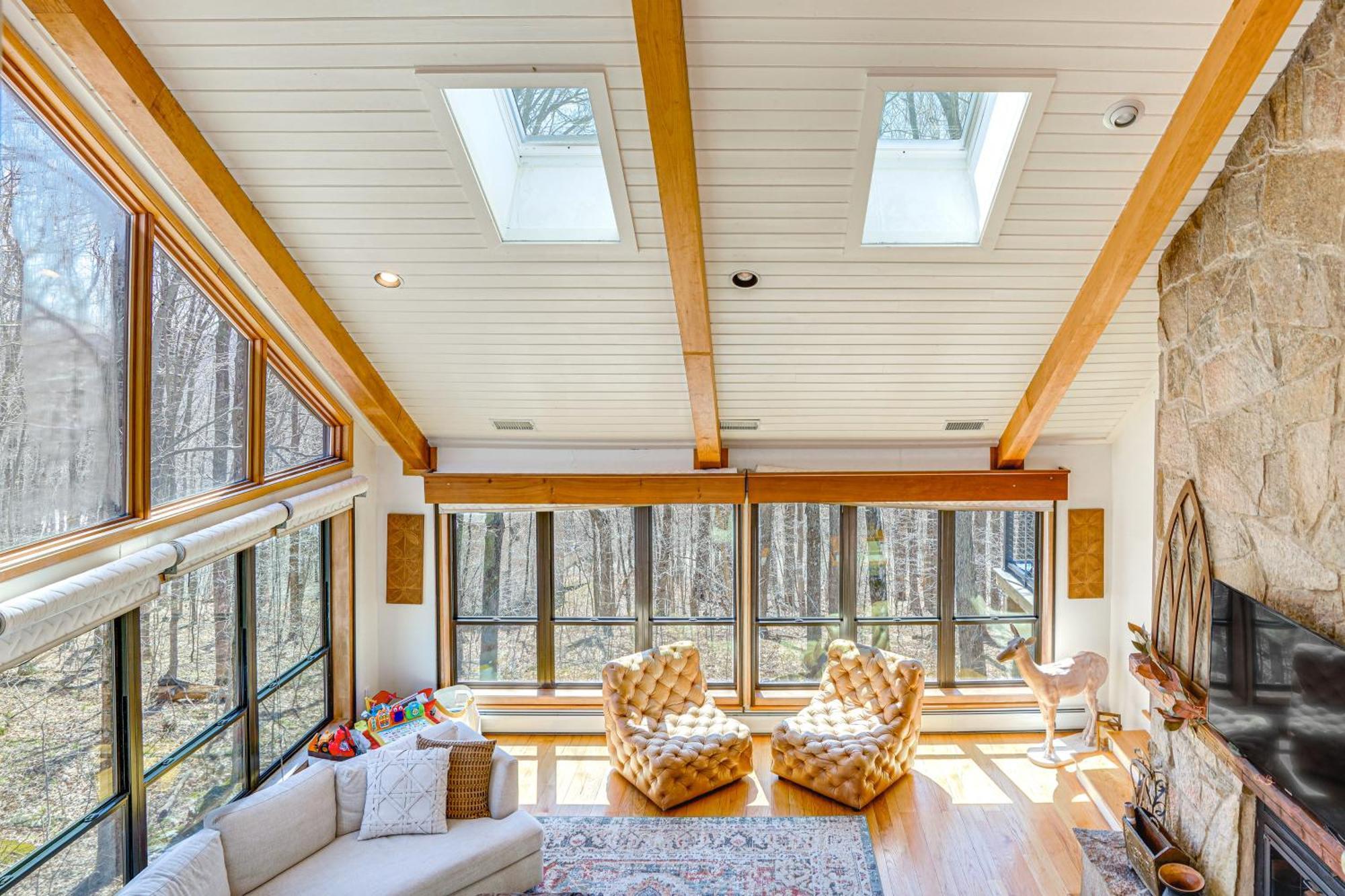 Wilmington Retreat With Deck, Lake Views And Game Room Ngoại thất bức ảnh