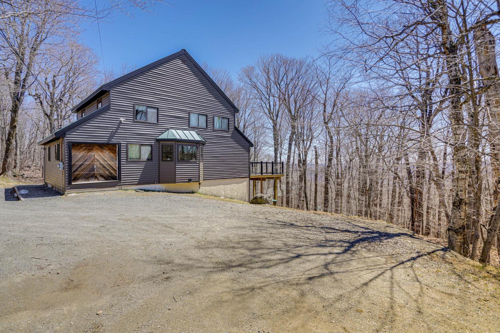 Wilmington Retreat With Deck, Lake Views And Game Room Ngoại thất bức ảnh